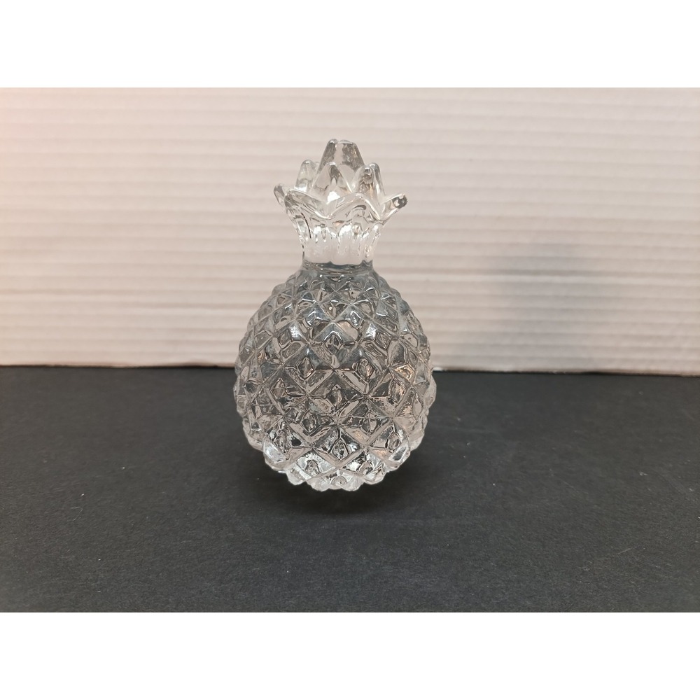 Vtg Crystal Pineapple Paperweight Cottage Core Whimsical